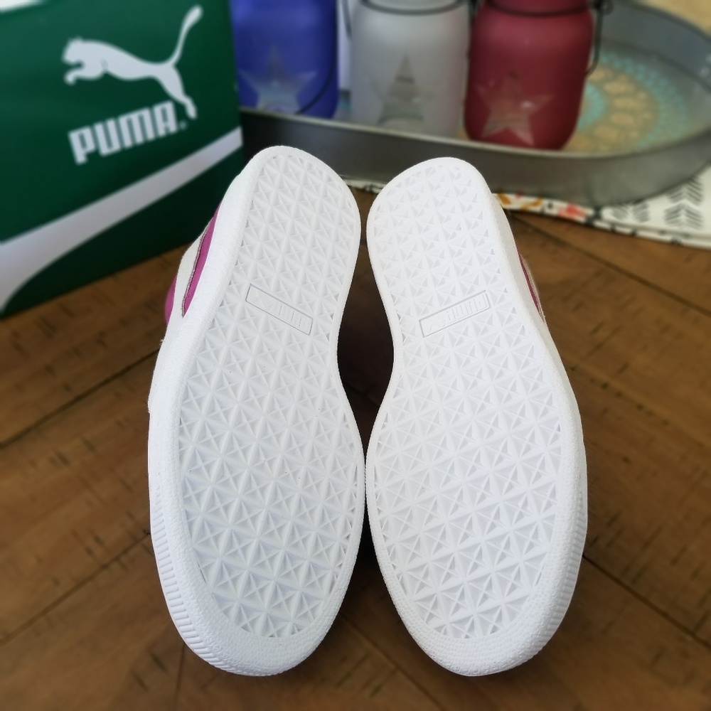 🆕️ Women's Puma Shoes - Picture 5 of 7